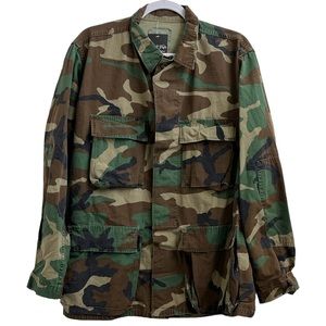 Camouflage Army Fatigue Jacket Size Medium-Regular